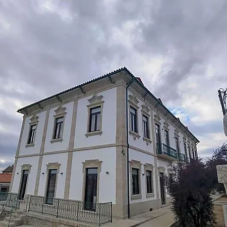Palace De Midoes Tábua